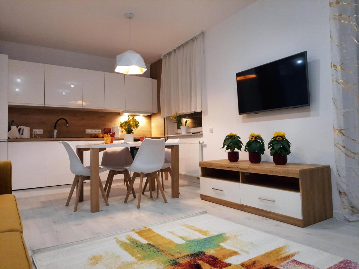 Apartament Amber Comfort Z Prywatnym Miejscem Parkingowym Kołobrzeg Esterno foto